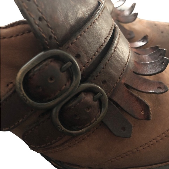 BORN Kiltie Double Mary Jane Brogue Western Leather Round Toe Pump Sz 8 M W61637 - Picture 3 of 9